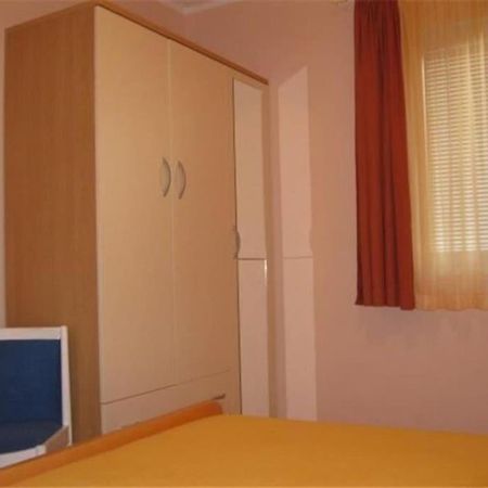 Apartments Dijana Vodice Exterior photo