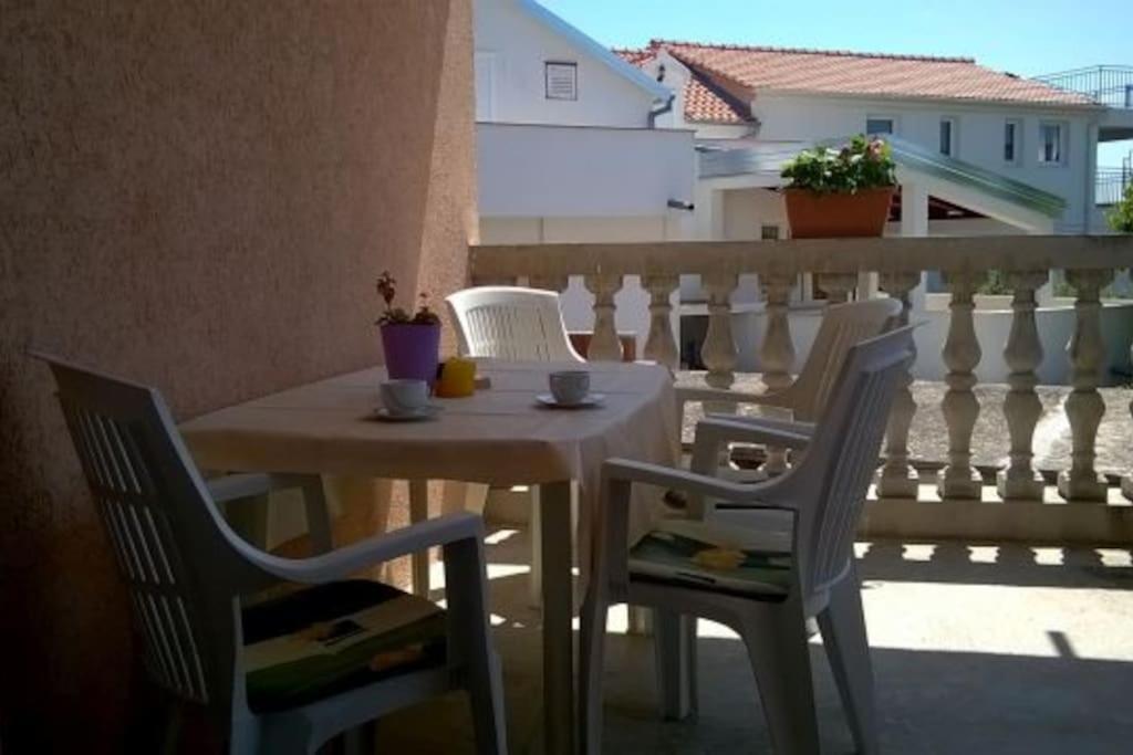 Apartments Dijana Vodice Exterior photo